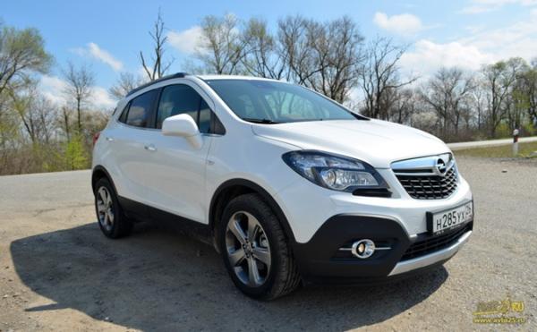 Opel Mokka – бодрящий кроссовер: тест-драйв